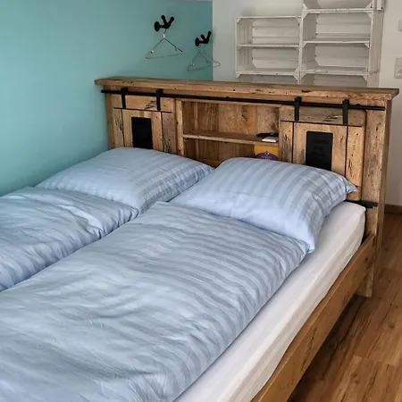 Seehaus Pippa Mit Sauna Und Whirlpool Direkt Am By Interhome Mucheln