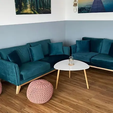 Seehaus Pippa Mit Sauna Und Whirlpool Direkt Am By Interhome موشلن