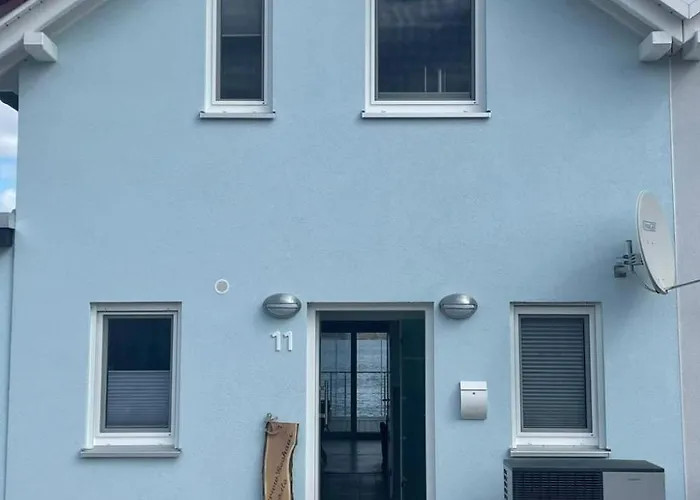 Seehaus Pippa Mit Sauna Und Whirlpool Direkt Am By Interhome Feriehus Mucheln