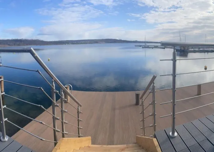 Seehaus Pippa Mit Sauna Und Whirlpool Direkt Am By Interhome بيت للعطل *